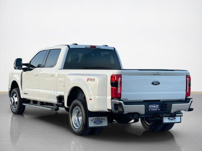 2026 Ford Super Duty F-350 DRW LARIAT