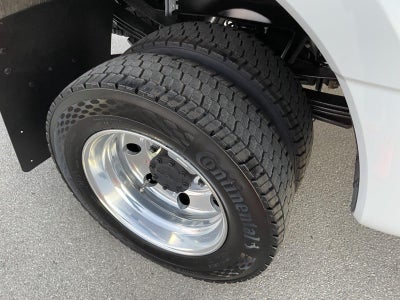 2026 Ford Super Duty F-450 Drw LARIAT