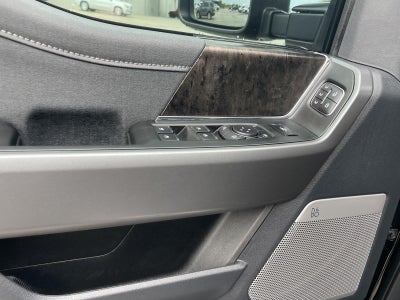 2027 Ford Super Duty F-450 DRW LARIAT