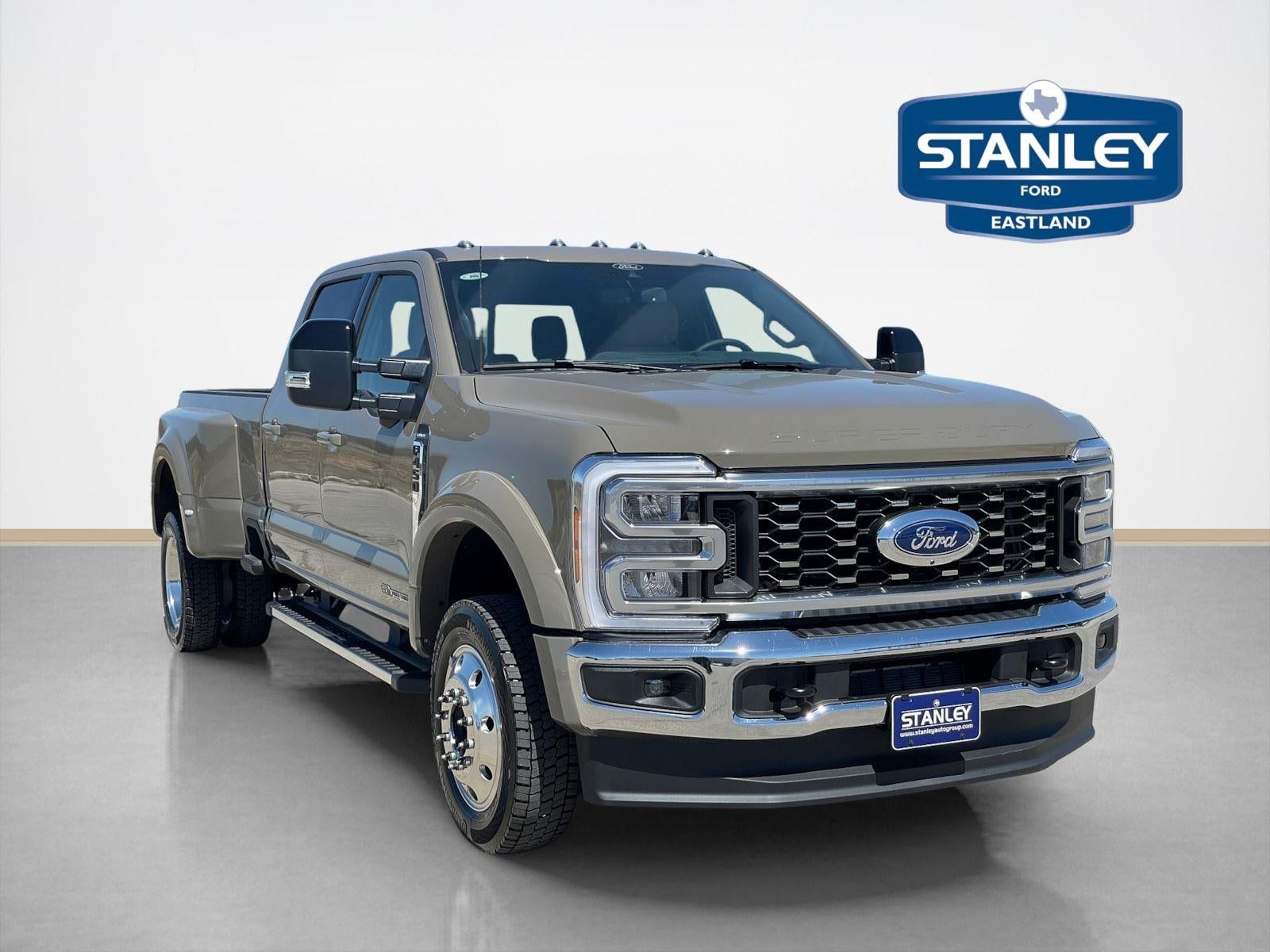 2026 Ford Super Duty F-450 DRW LARIAT