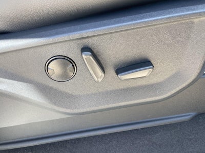 2026 Ford Super Duty F-450 DRW LARIAT