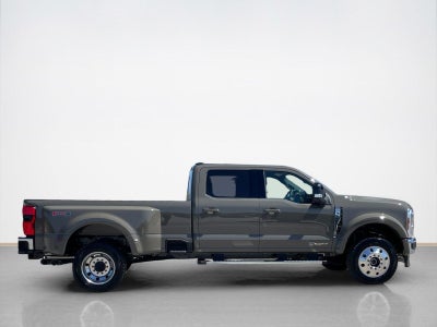 2026 Ford Super Duty F-450 DRW LARIAT