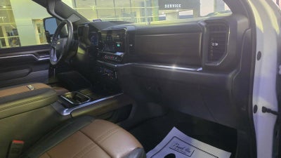 2025 Chevrolet Silverado 3500HD High Country