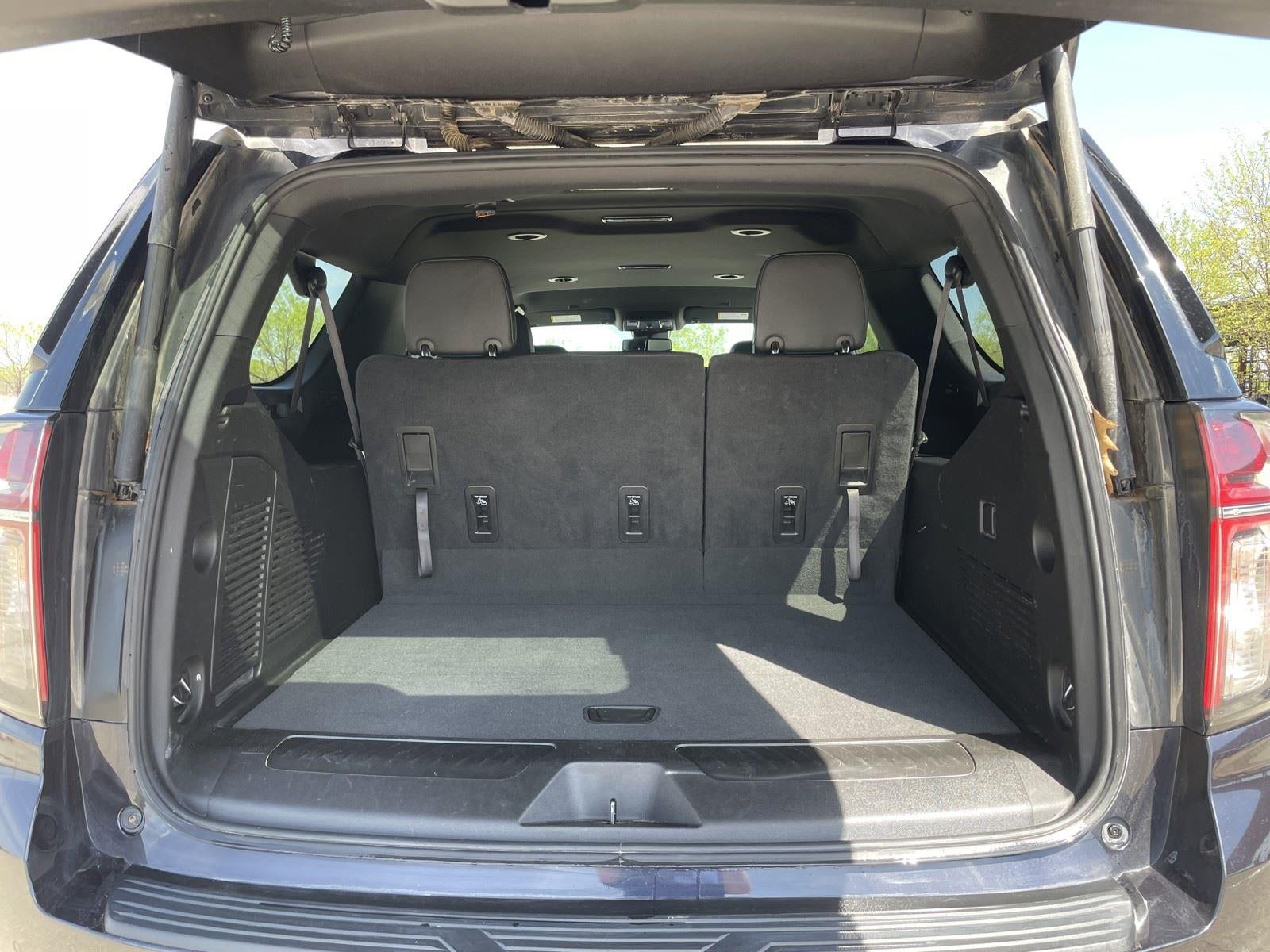 2024 Chevrolet Suburban LT