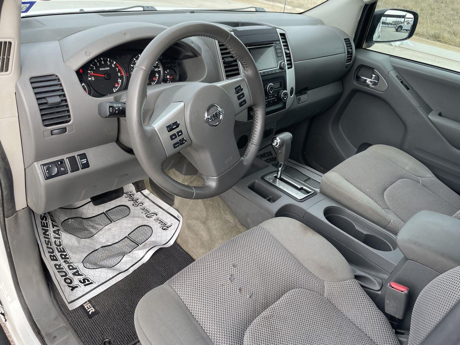 2017 Nissan Frontier SV V6