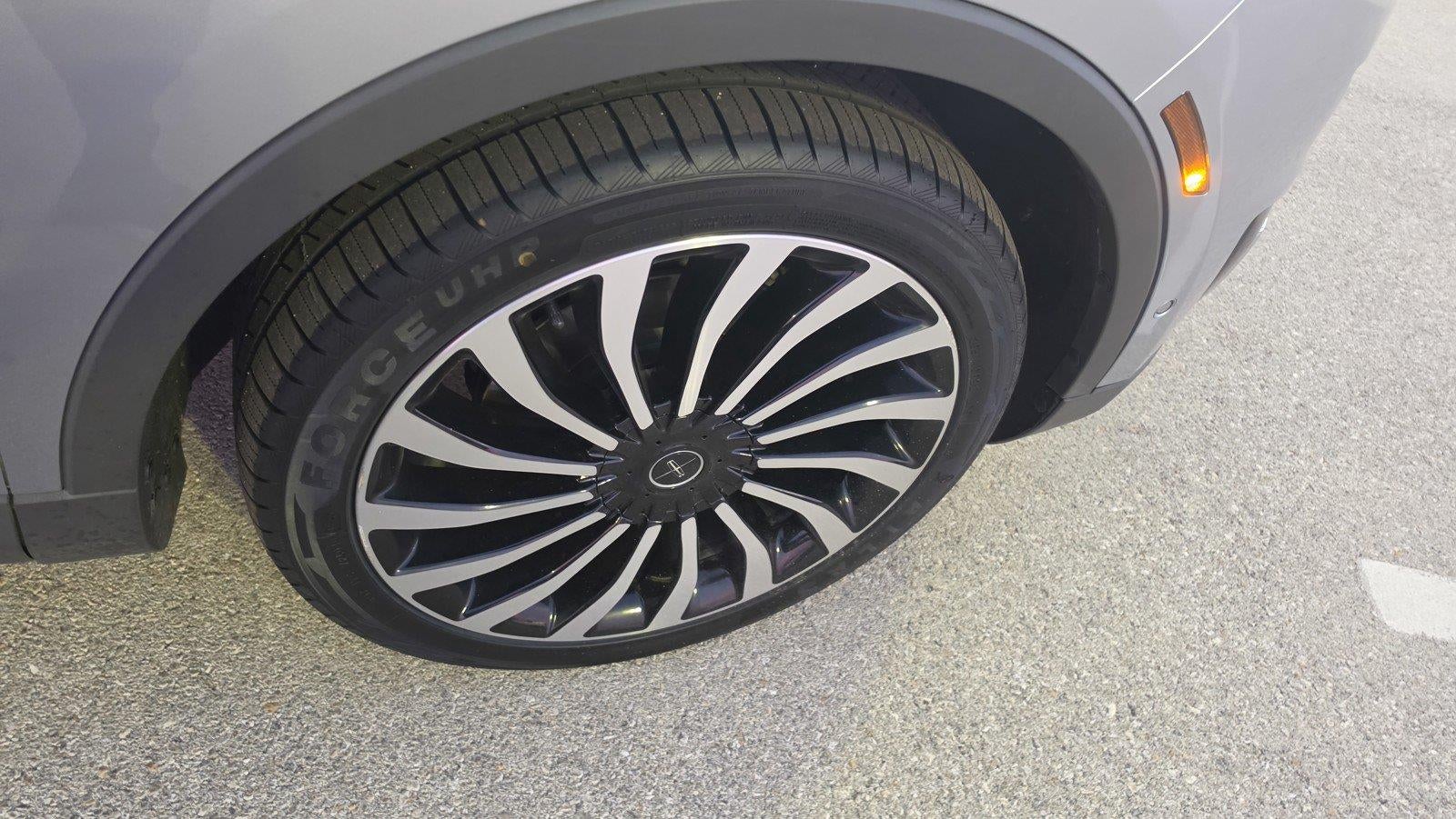 2020 Lincoln Nautilus Black Label