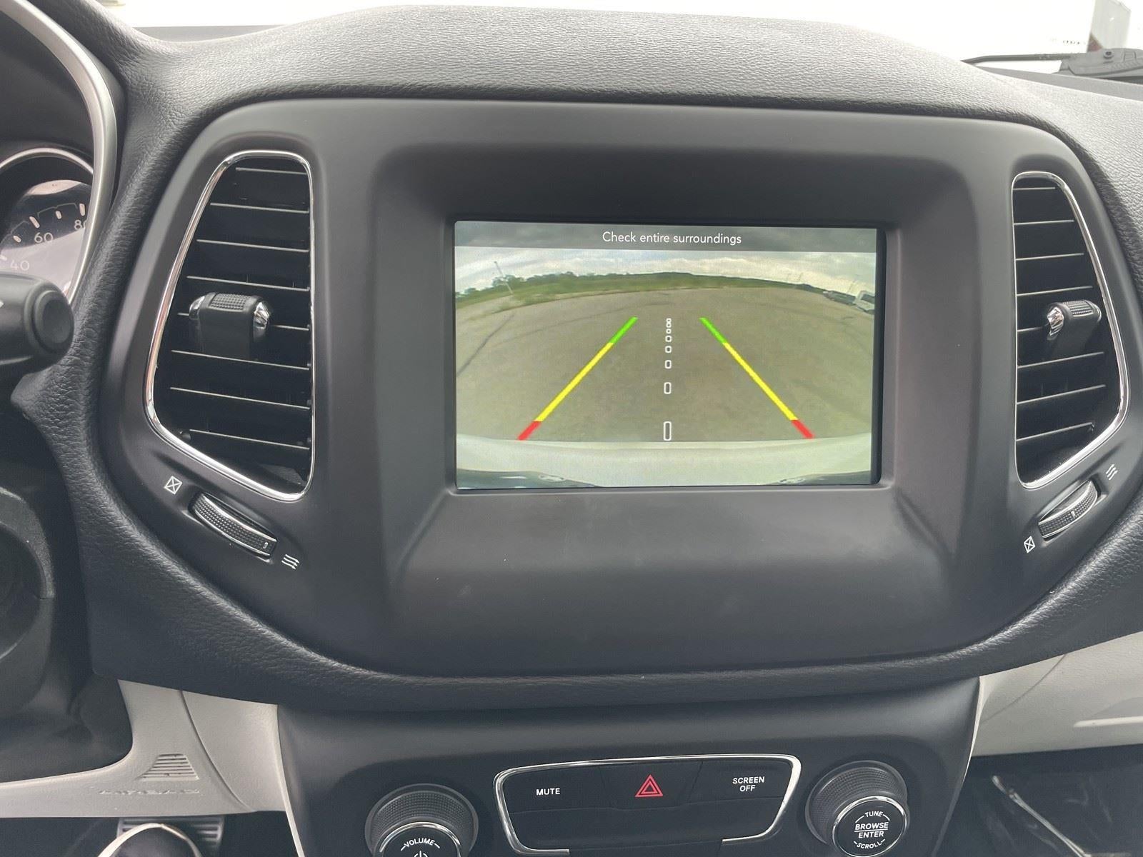 2018 Jeep Compass Latitude w/Sun/Wheel Pkg