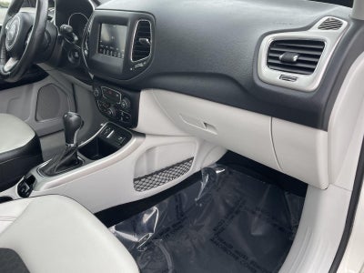 2018 Jeep Compass Latitude w/Sun/Wheel Pkg