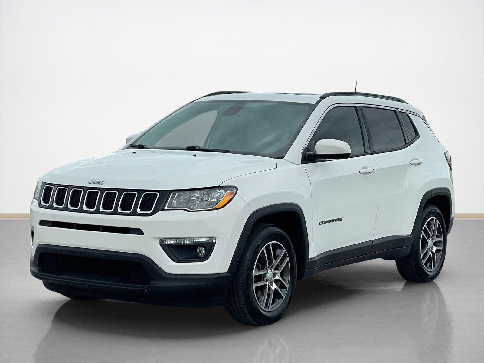 2018 Jeep Compass Latitude w/Sun/Wheel Pkg