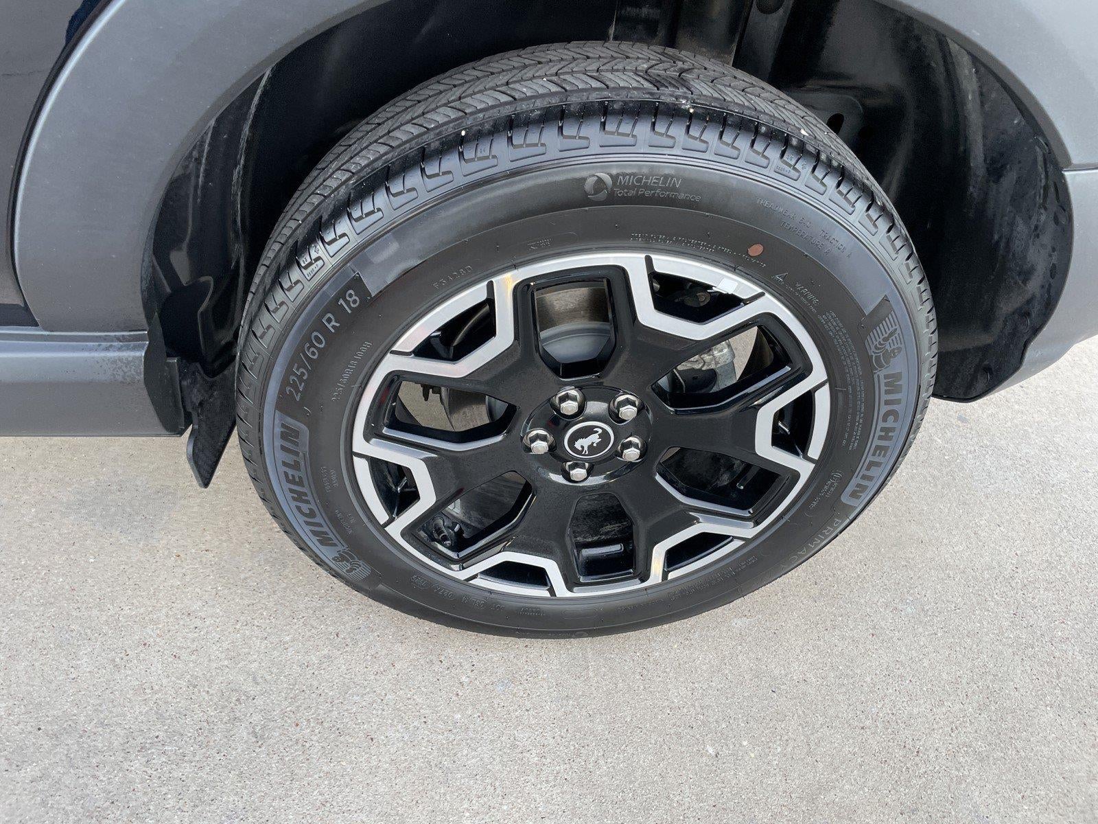 2025 Ford Bronco OUTER BANKS 4X4