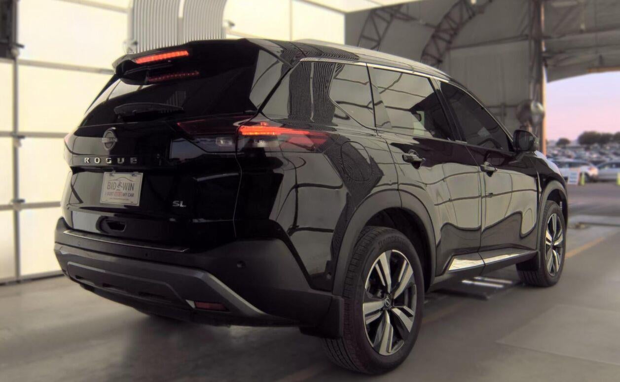 2023 Nissan Rogue SL