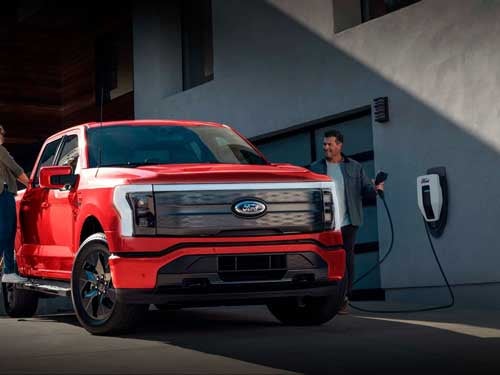 2023 Ford F-150 Lightning Range